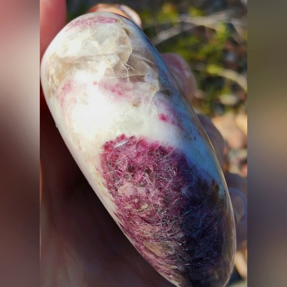 Stunning Pink Tourmaline Carved Puffy Heart - Picture 5 of 14
